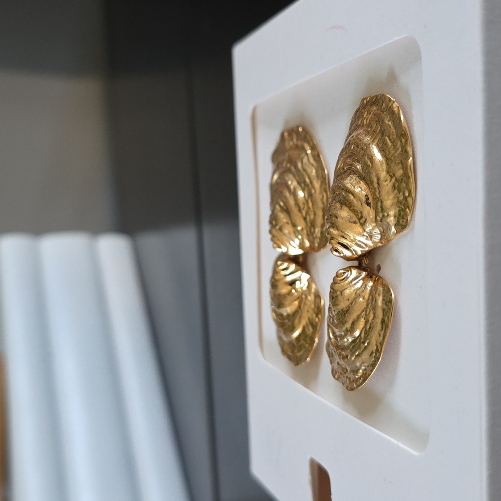 ZARA Double Shell Earrings - Picture 9 of 16